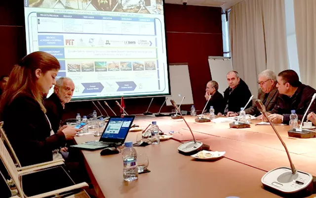 بدأ إكبا وشركاء المشروع الآخرون تنفيذ مشروع الكينوا خلال اجتماع حضره كبار المسؤولين بمن فيهم وزير الدولة الأثيوبي للزارعة في جامعة محمد السادس متعددة التخصصات التقنية في المغرب بتاريخ 12 يناير 2018.