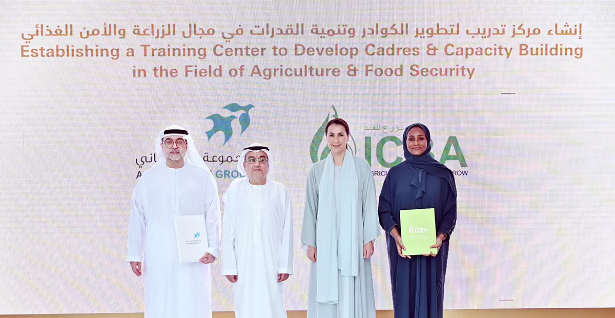 The agreement will help create a dedicated learning space for farmers, agricultural engineers, extension officers, and other specialists in agriculture and related fields. A memorandum of understanding to this effect was signed at the Ministry of Climate Change and Environment of the UAE, in the presence of H.E. Mariam bint Mohammed Almheiri, UAE Minister of Climate Change and Environment, by Dr. Tarifa Alzaabi, Director General of ICBA, and H.E. Hassan Abdullah Al Rostamani, Vice-Chairman of the Al Rostama