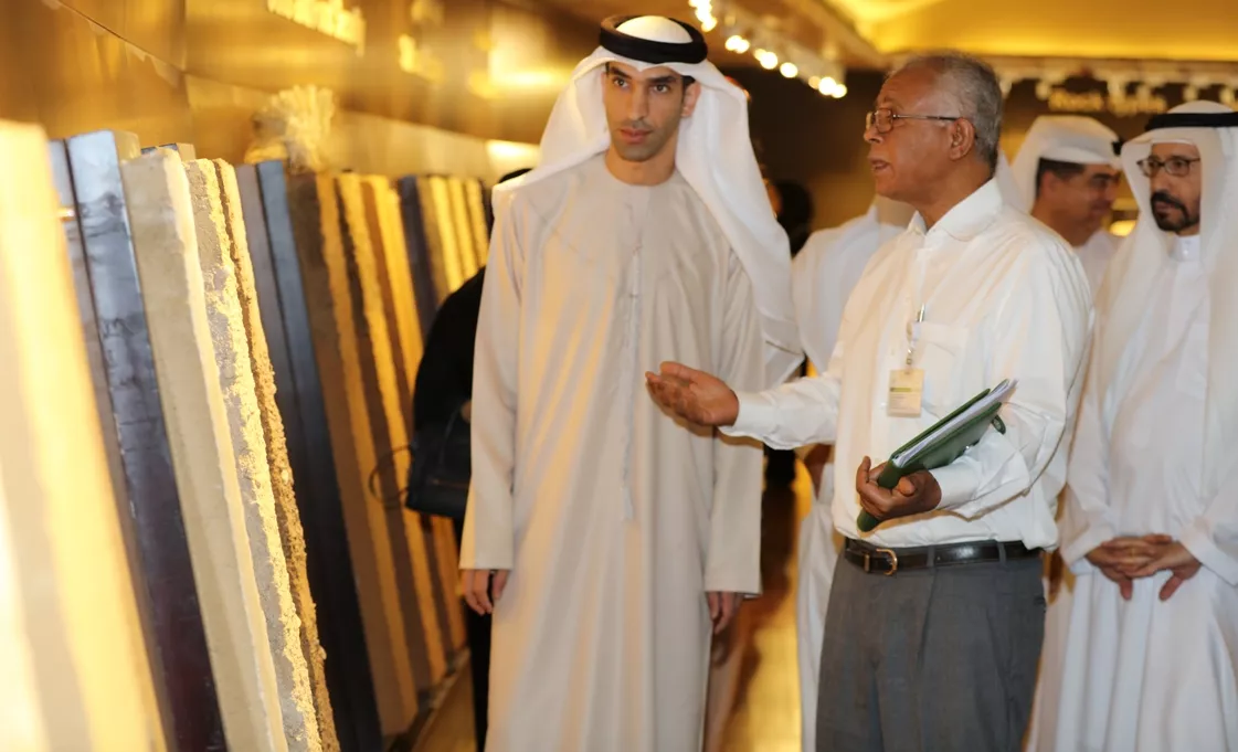 وزير التغير المناخي والبيئة في دولة الإمارات العربية المتحدة يزور المركز الدولي للزراعة الملحية