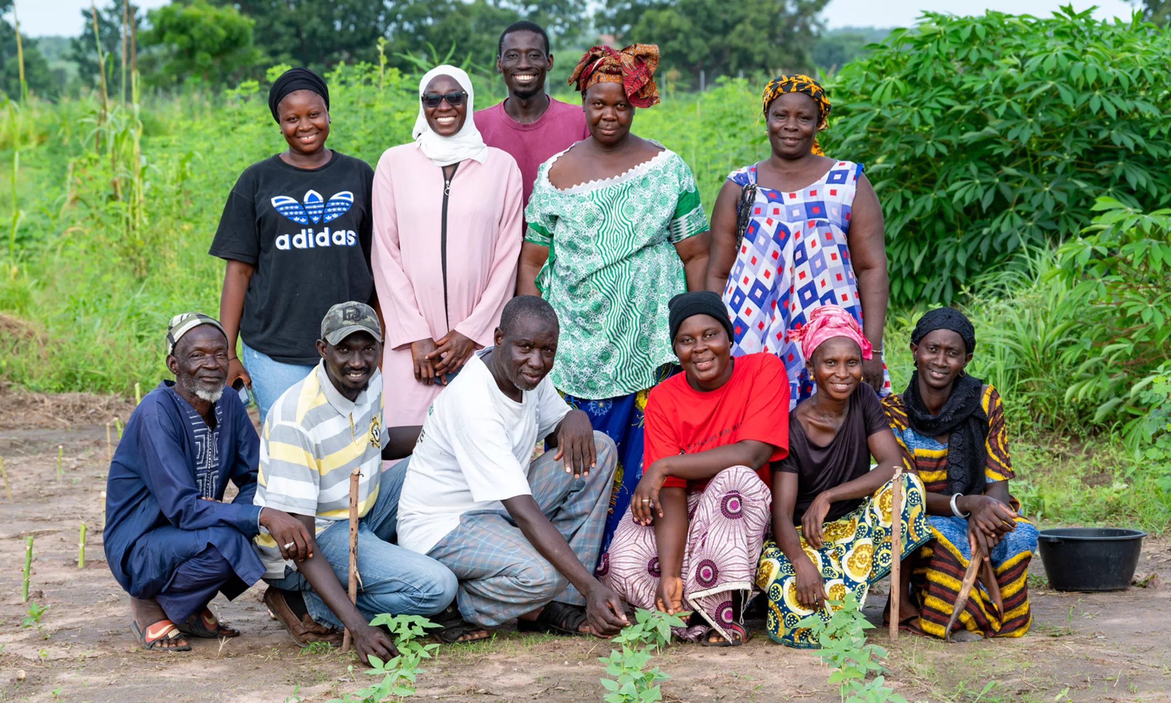 Members of the community seedbank at the Genji Wolof Vegetable Garden with staff from the Gambian National Agricultural Research Institute.