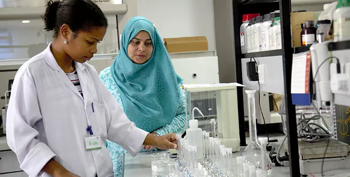 أبواب فرص جديدة تفتح أمام المرأة في ميدان العلوم